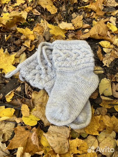Носки-сапожки вязаные ручной работы