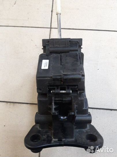 Селектор коробки передач левый Peugeot 3008