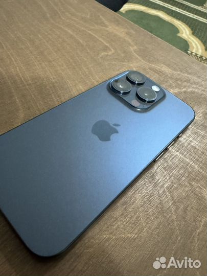 iPhone 15 Pro, 256 ГБ