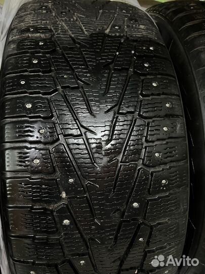 Nokian Tyres Hakkapeliitta 7 285/60 R18