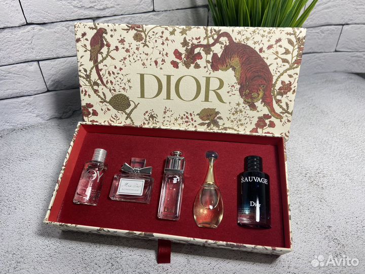 Подарочный набор миниатюр Dior