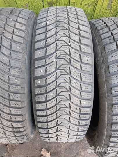 Michelin X-Ice North 215/65 R16