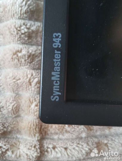 Монитор 1280x1024