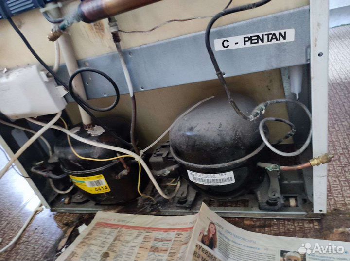 Indesit C236G.016 Холодильник на з/ч. Компрессора