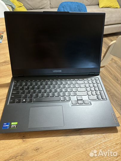 Lenovo legion rtx 3050ti core i7, 512, 16