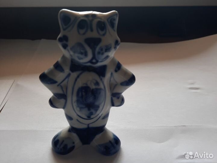 Набор статуэток Кошки гжель. Осталось 4