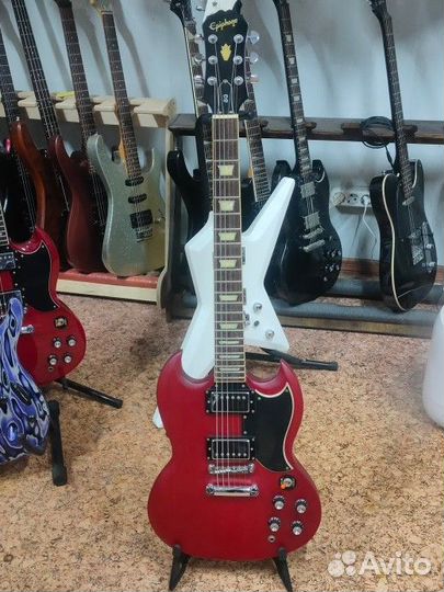 Электрогитара Epiphone SG