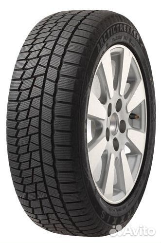 Maxxis SP02 Arctic Trekker 245/40 R18 93S