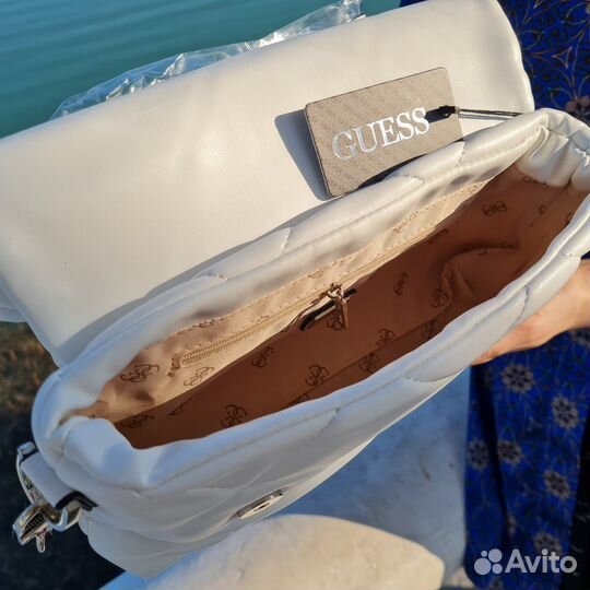 Сумочка женская guess