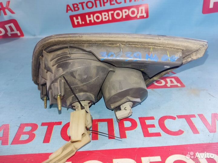 Фонарь задний в крышку Мазда 6 GG