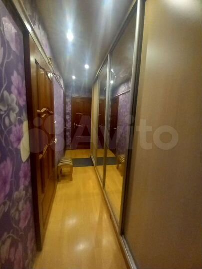 2-к. квартира, 56 м², 1/9 эт.