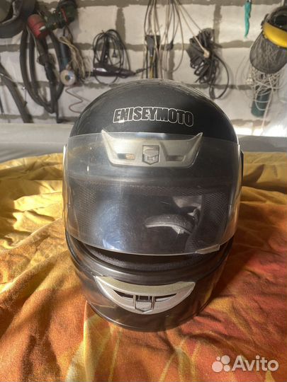 Мотошлем eniseymoto