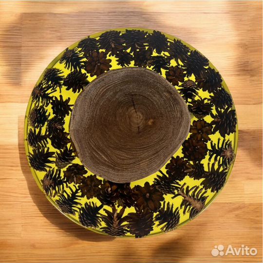 Стол журнальный Шишкони, диаметр 35см, высота 43см