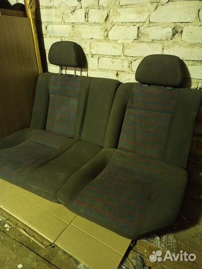 Заднее сиденье фольксваген поло