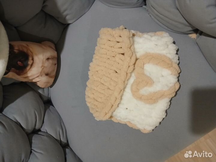 Вязаные изделия ручной работы