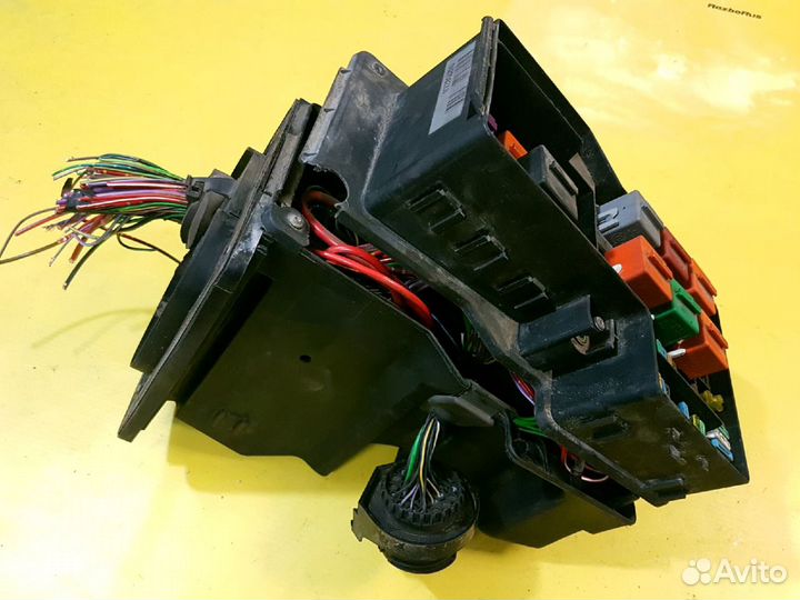 Блок предохранителей BMW 3 Series E36 1990-2000