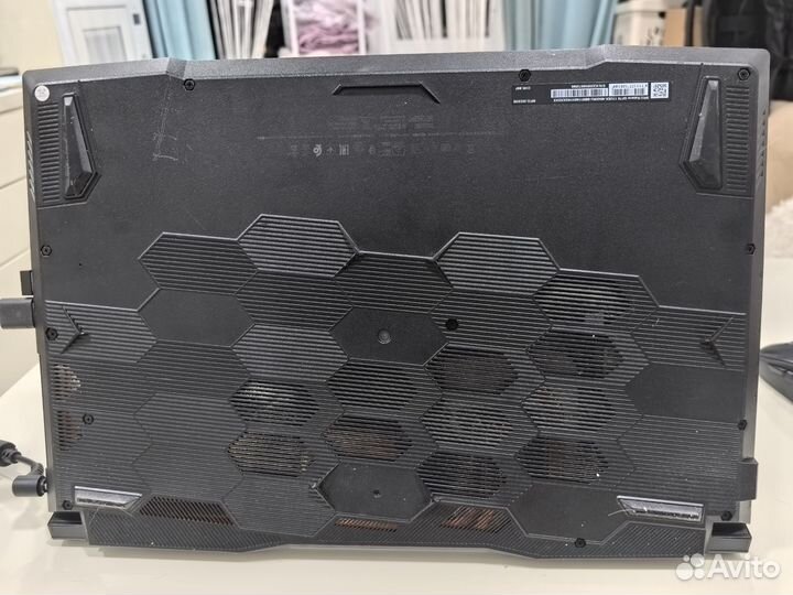 Ноутбук игровой MSI GF76 Katana 11UEK-604XRU