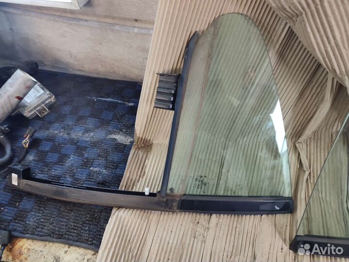 Стекло задней двери Vw Passat CC