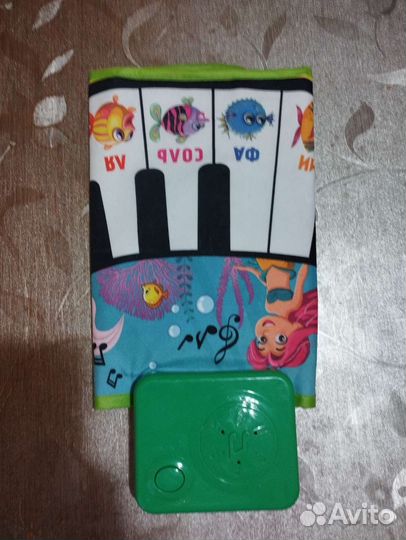 Развивающий кубик, пианино, и другие игрушки