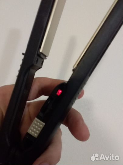 Сумка плоика телефон утюг фен часы