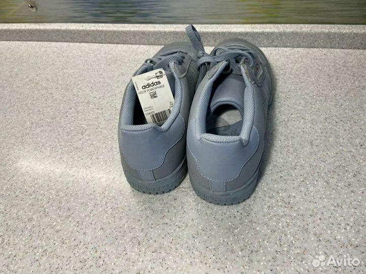 Adidas мужские кроссовки