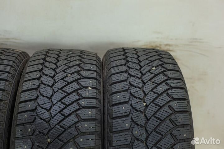 Gislaved Nord Frost 200 225/55 R18 102T