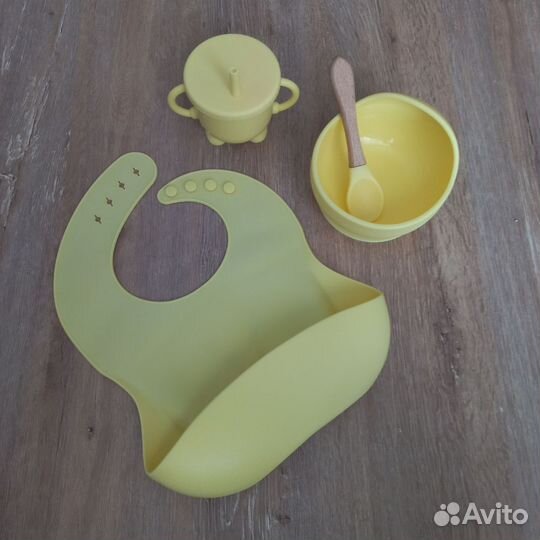 Набор силиконовой посуды для самых маленьких