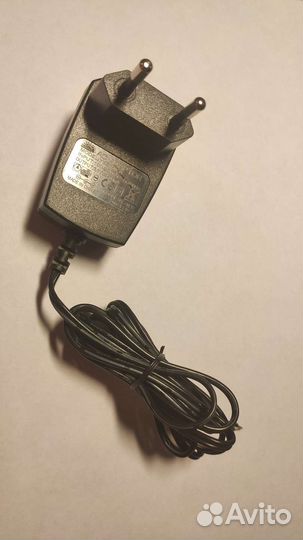 Блок питания YSE15050 3,3В 500мА стабилизированный