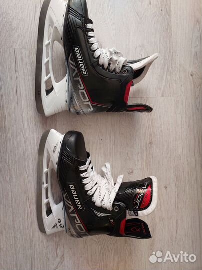 Хоккейные коньки bauer 3x