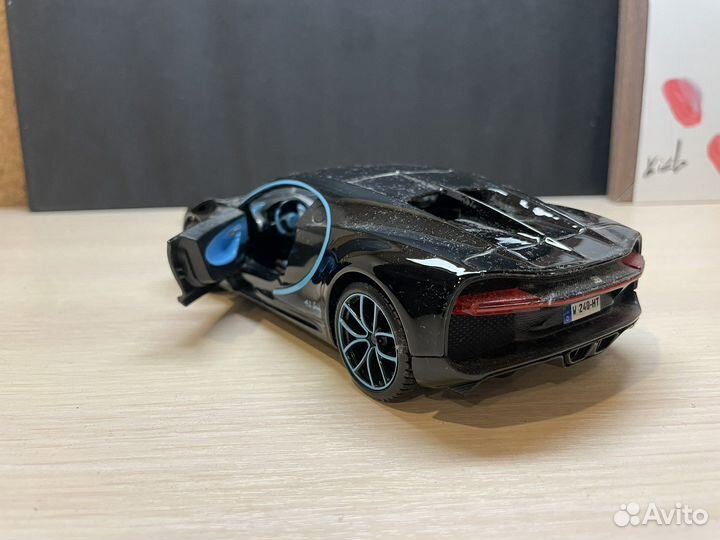 Коллекционная модель Bugatti Chiron