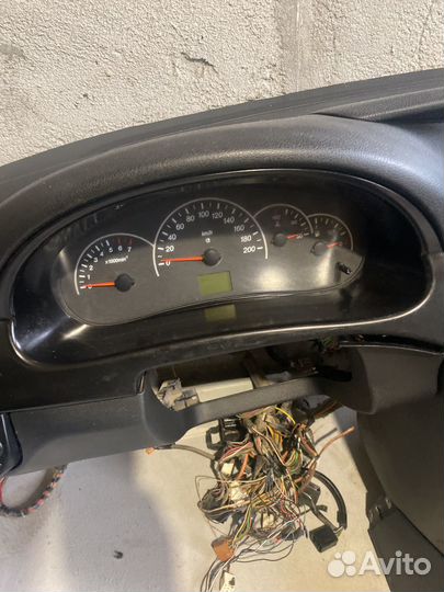 Панель торпеда priora 2