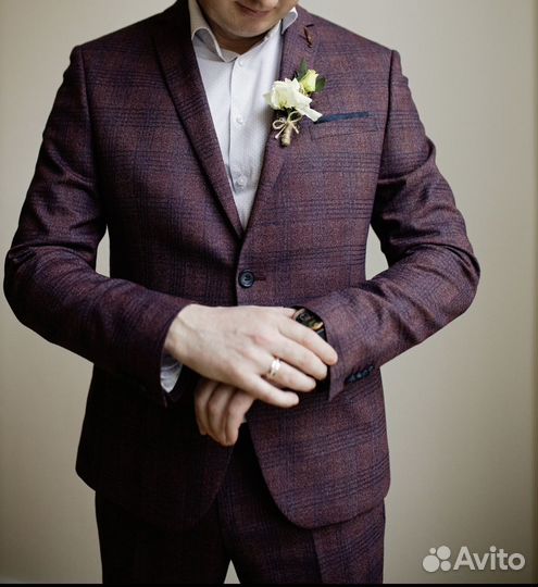 Стильный мужской костюм