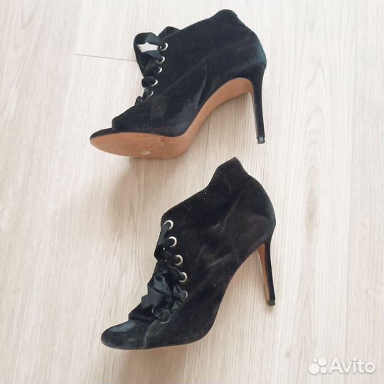 Hight heels ботильоны 38