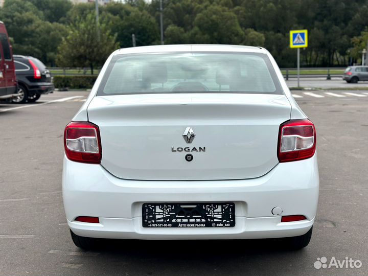 Renault Logan 1.6 AT, 2021, 134 276 км