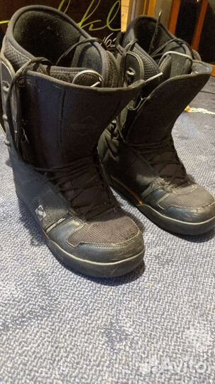 Сноуборд Volkl. С ботинками и креплениями