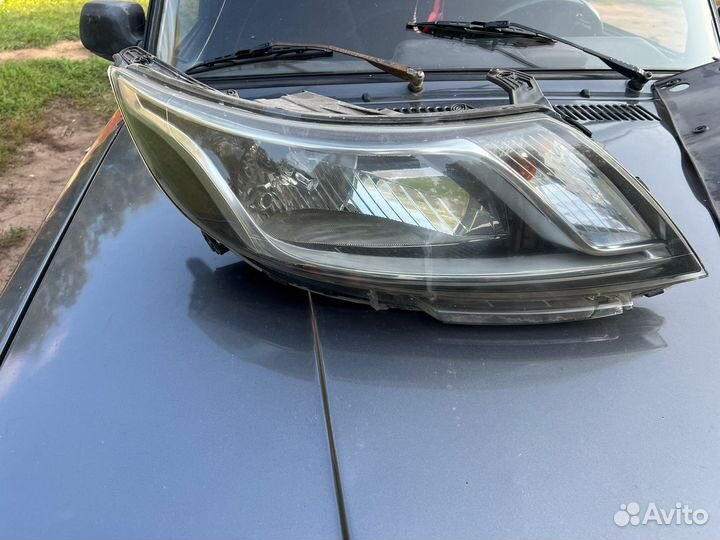 Фара kia rio 3