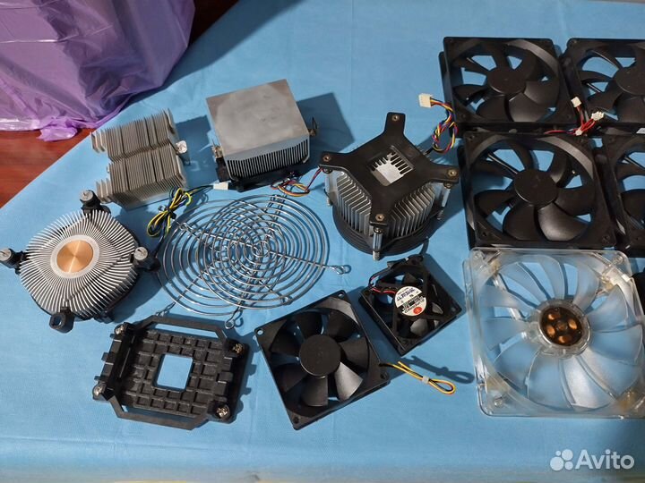 Кулеры-вентиляторы 16шт