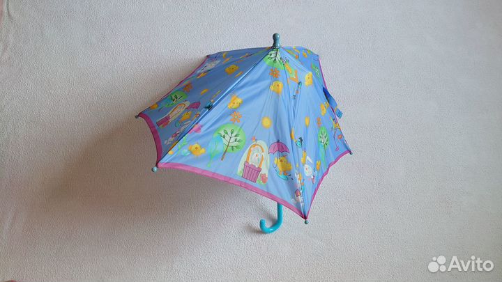 Зонт сломанный