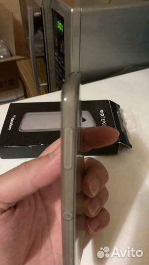 Чехол blackberry dtek60