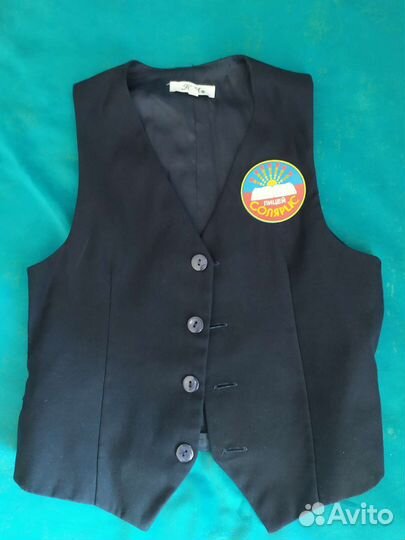 Жилетка для мальчика школьная 128
