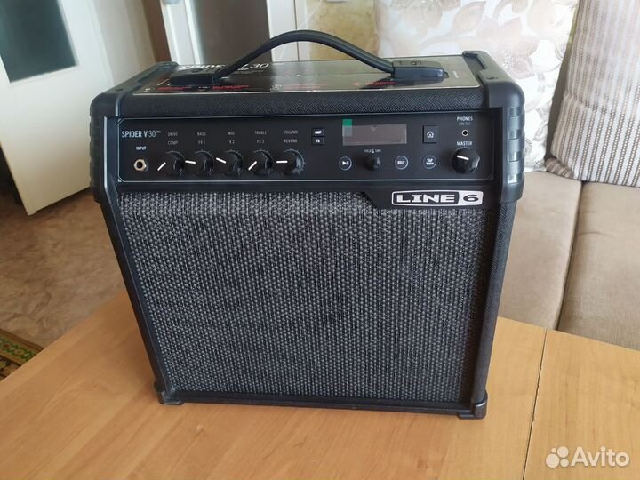 Комбоусилитель Line 6 Spider V30 mkii
