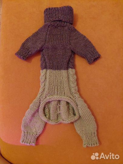 Комбинезон для маленькой собаки (суки)