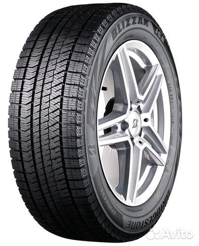 Bridgestone Blizzak Ice 235/45 R17 97S