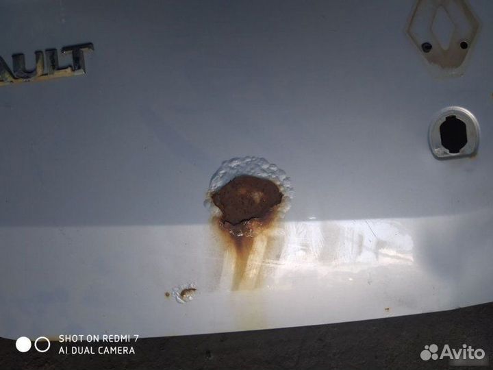 Крышка багажника Renault Logan