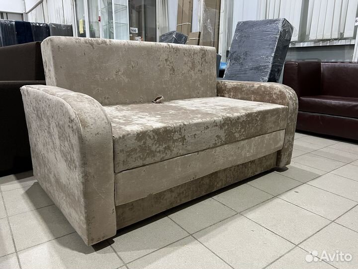 Диван чебурашка