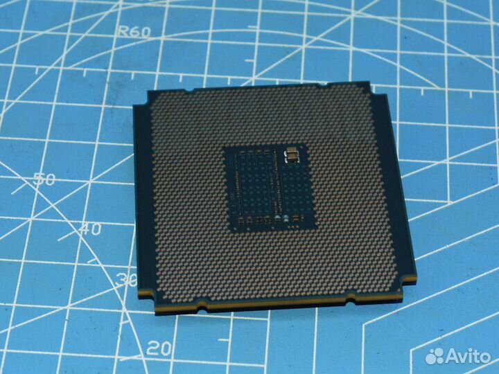 Intel xeon e5 2695 v3