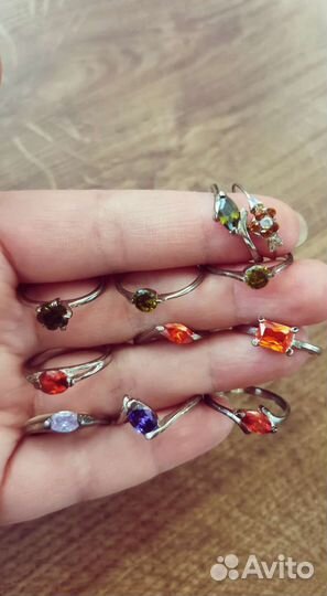 Кольца. Бижутерия