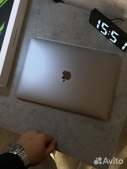 Apple macbook pro 13