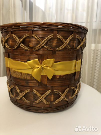Кашпо плетенное