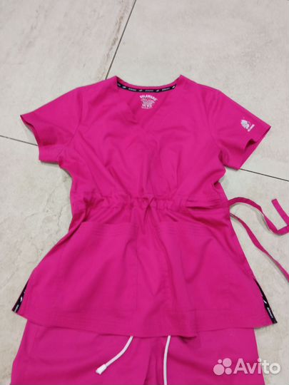 Медицинский костюм